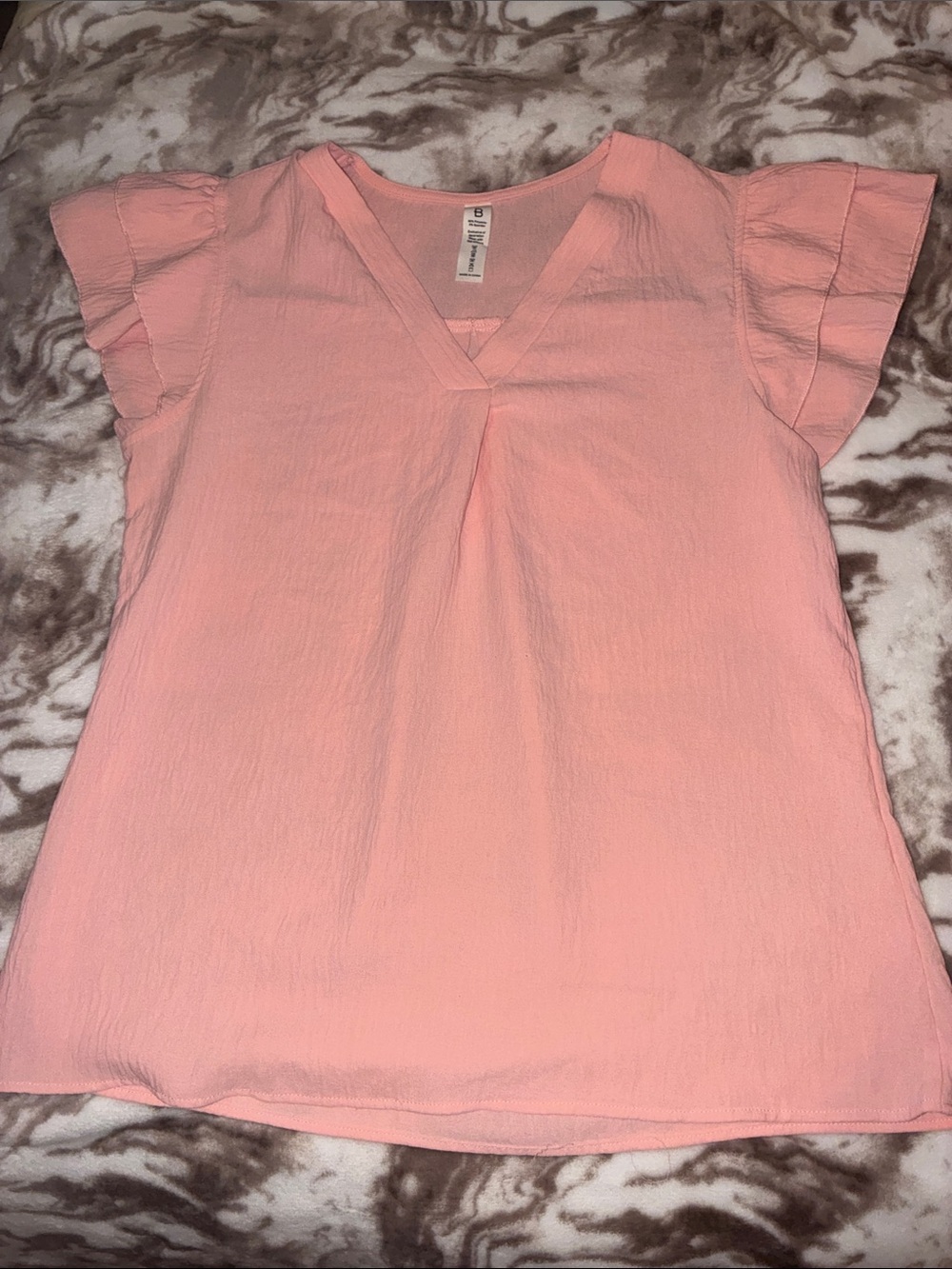 Flutter-Sleeve V-Neck Blouse in Soft Pink